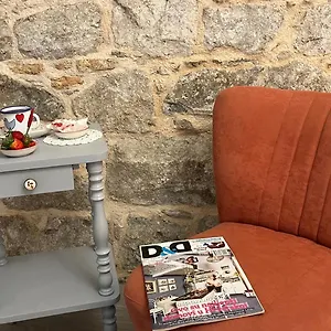  Apartment Kova
